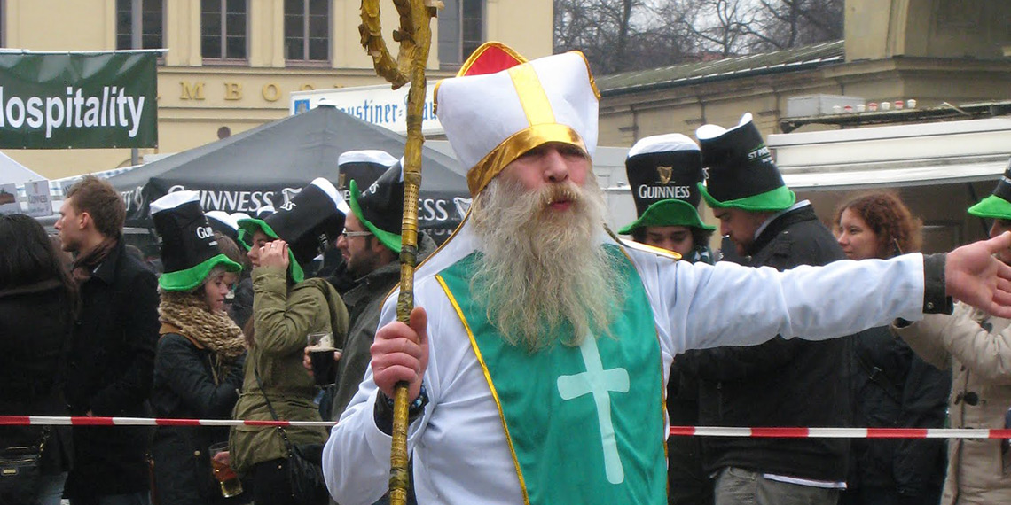 2012_03_IMG_Featured